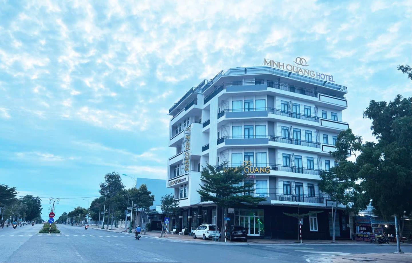 Khách sạn Minh Quang Phan Rang Exterior foto