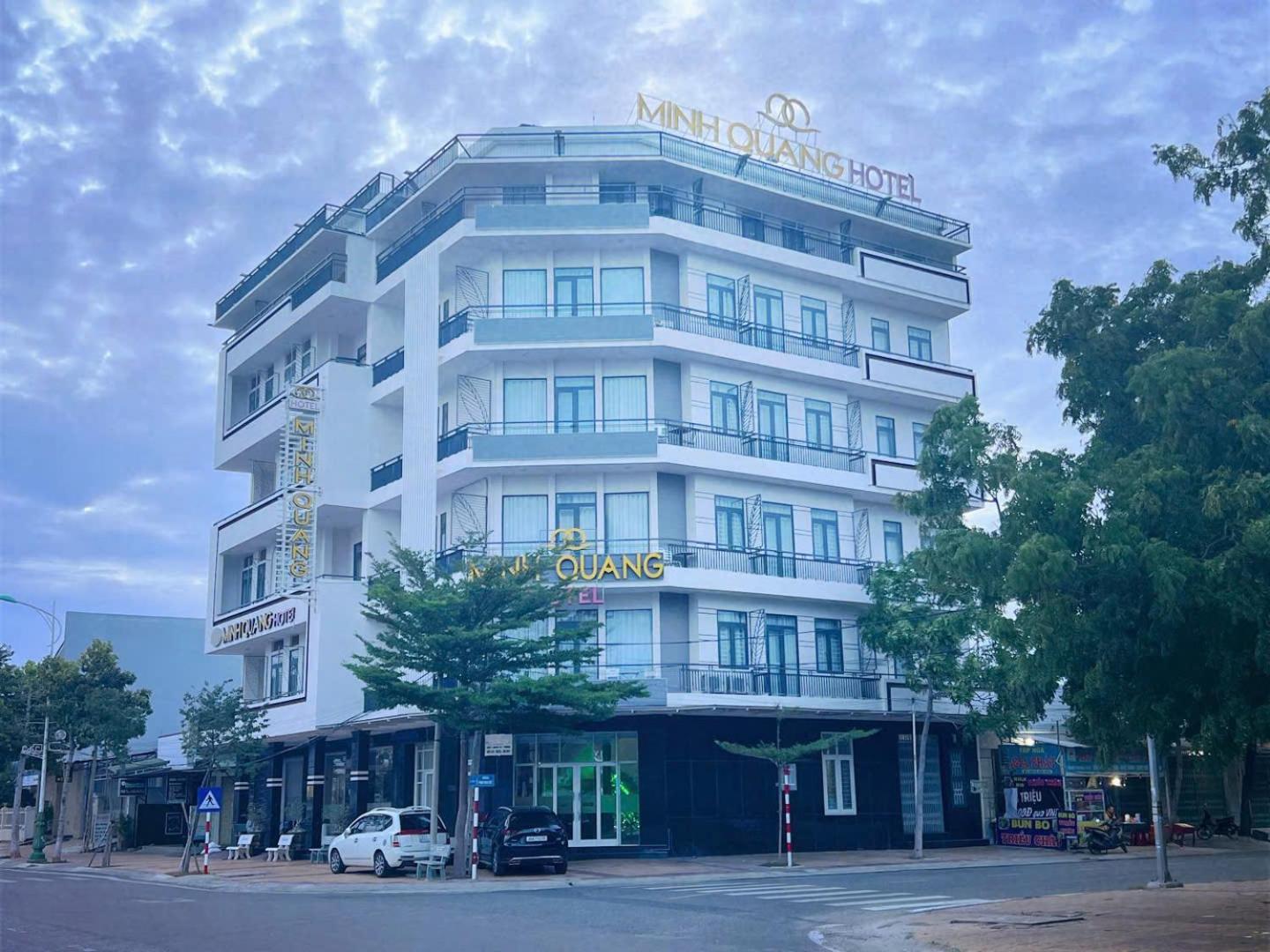 Khách sạn Minh Quang Phan Rang Exterior foto